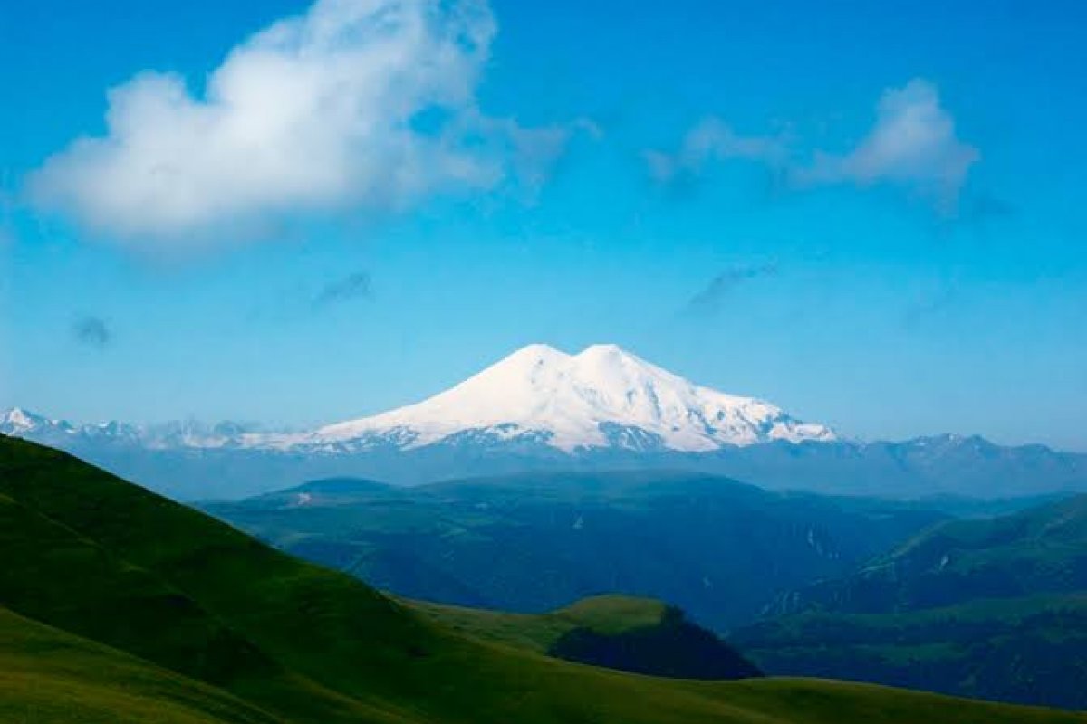 Cinco pessoas morrem em tempestade de neve no Monte Elbrus, na Rússia