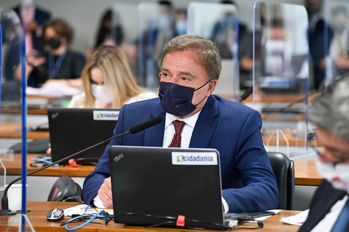 CCJ discutirá revisão da Lei de Improbidade Administrativa na próxima semana