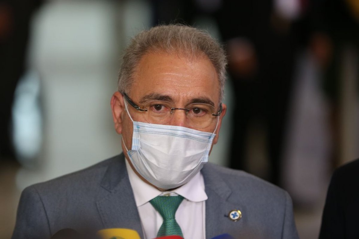 Queiroga troca isolamento no Intercontinental Barclay por um "mais barato"