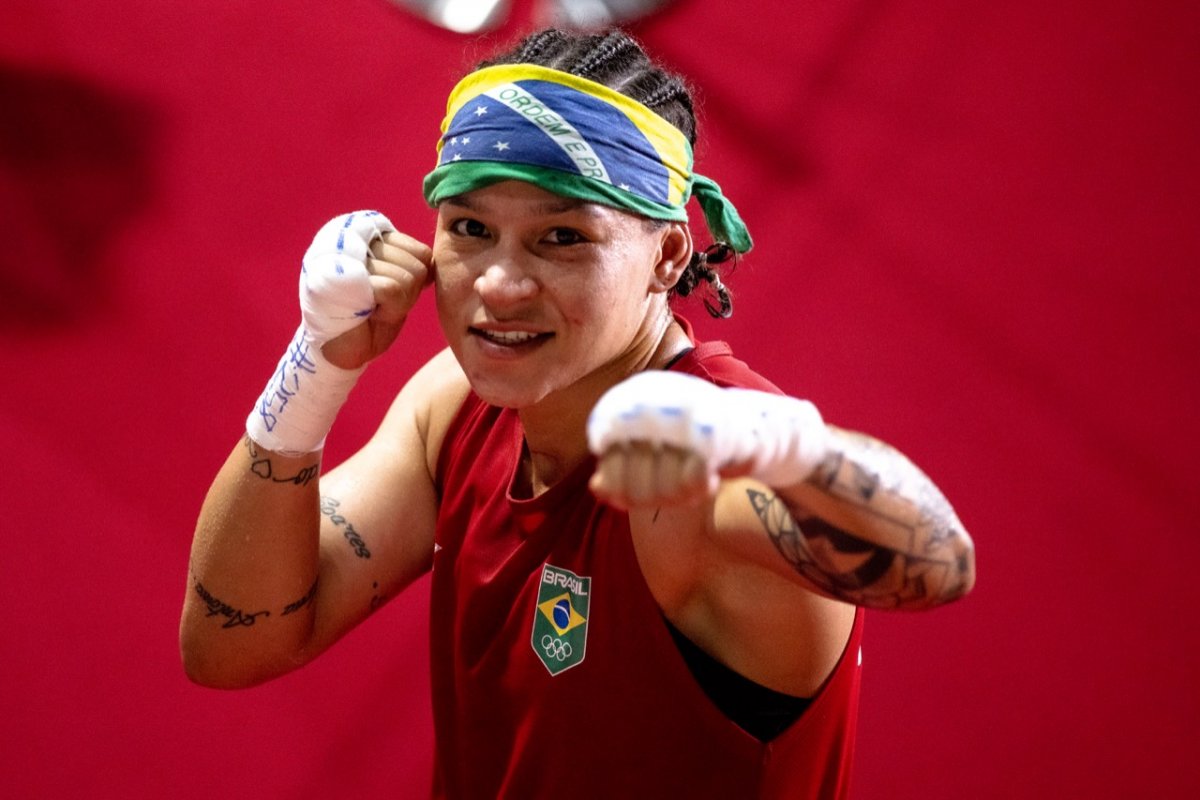 Baiana Beatriz Ferreira conquista ouro no Campeonato Mundial militar de boxe