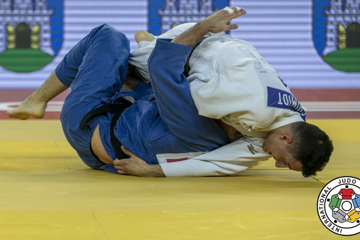 Prata de Guilherme Schmidt no judô marca primeiro pódio do Brasil pós-Olimpíadas