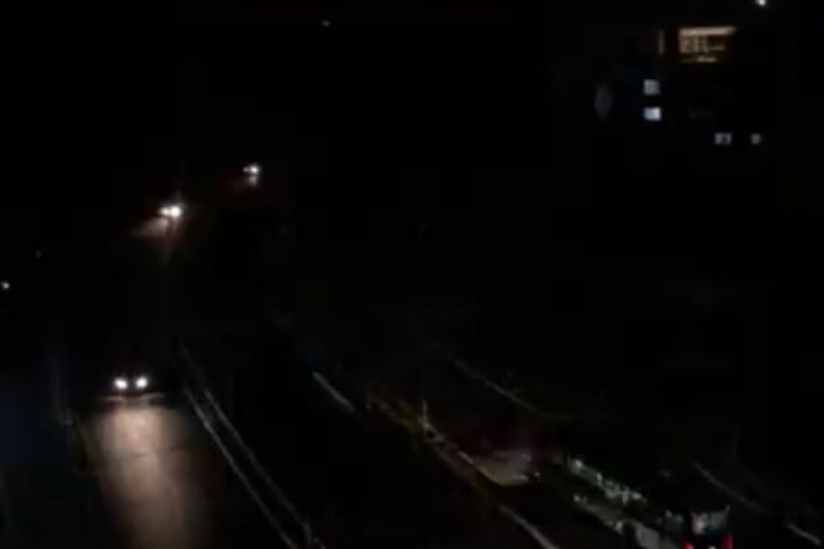 Desligamento em subestação de energia causou 'apagão' no sábado, relata Coelba