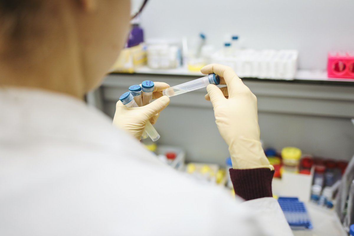 Cientistas responsáveis pela tecnologia usada nas vacinas da Pfizer e Moderna vencem 'Nobel Americano'