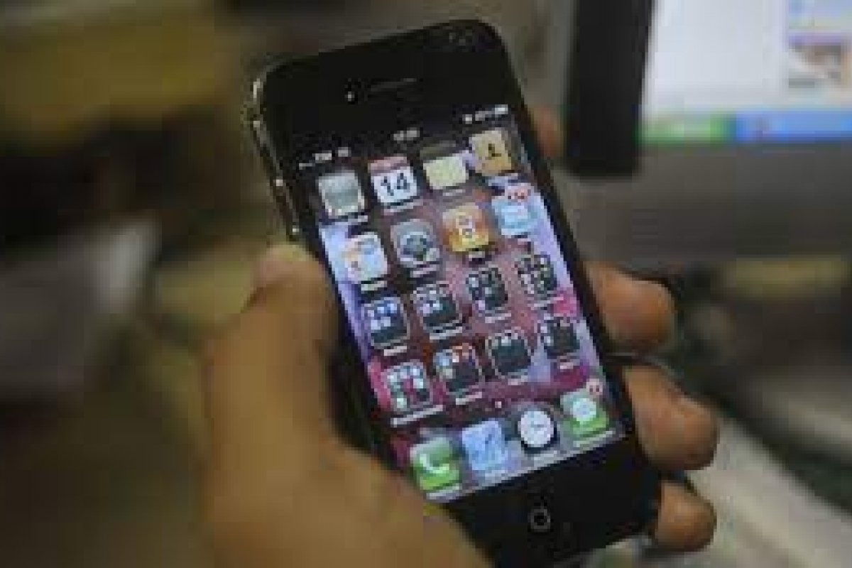 Anatel anuncia ‘caçar’ celulares piratas à venda em marketplaces na internet