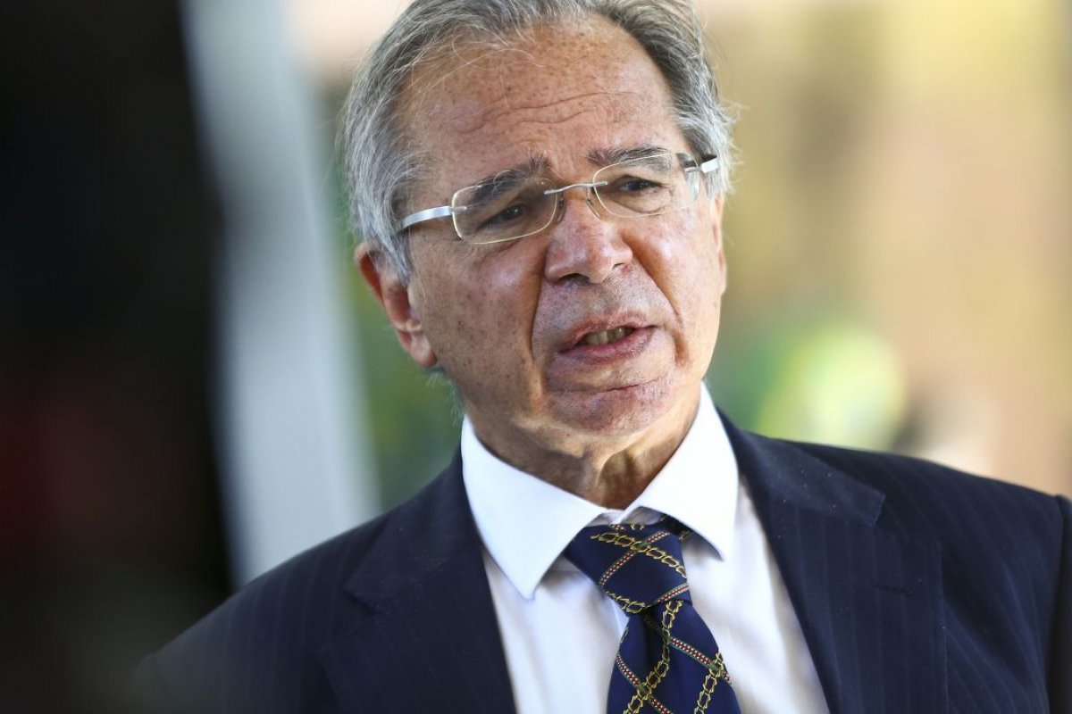 Reformulação do Bolsa Família exige cooperação entre Poderes, diz Paulo Guedes