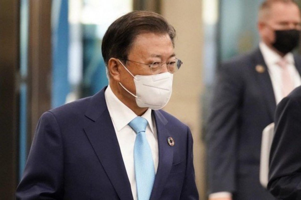 Presidente da Coreia do Sul sugere proibir consumo de carne de cachorro