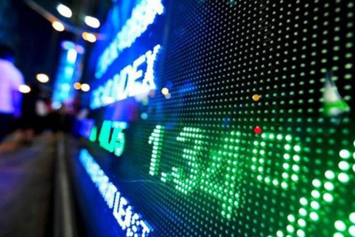 Ibovespa fecha em alta de 0,33% em meio à alta das commodities