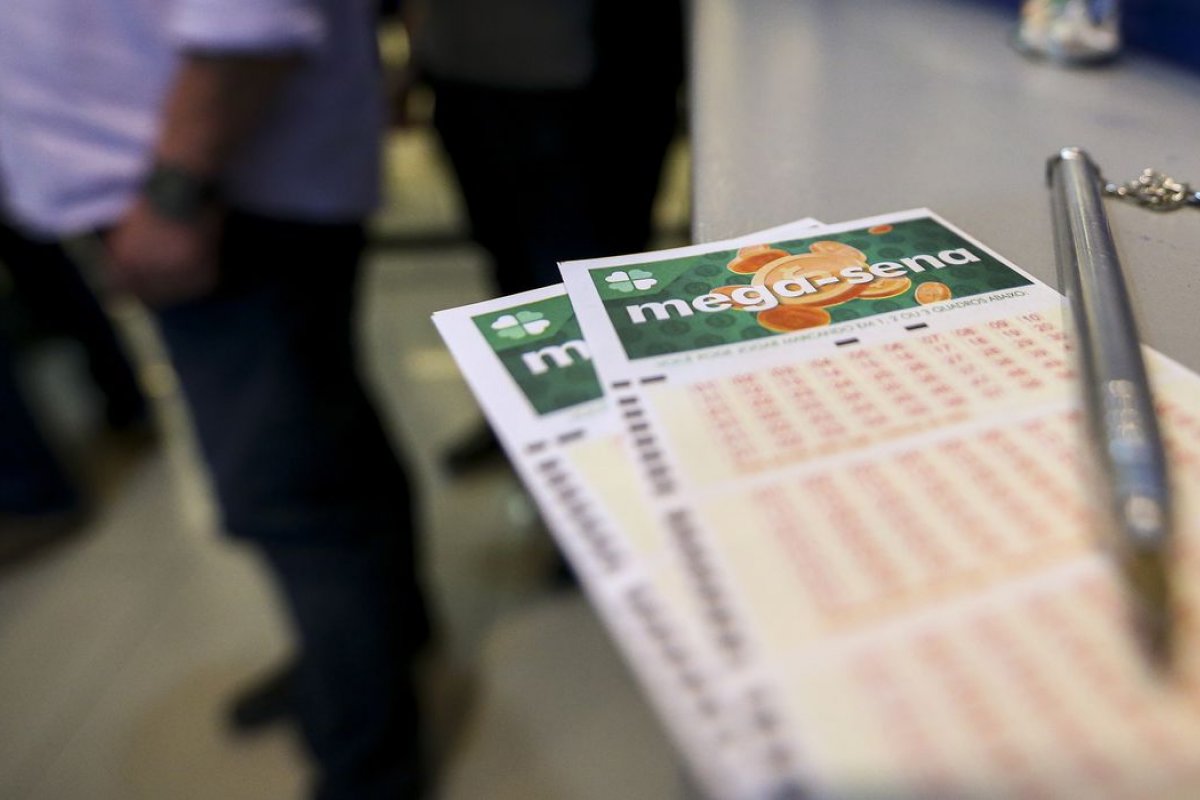 Mega-Sena da Primavera pode pagar R$ 10 mi nesta terça-feira (28)