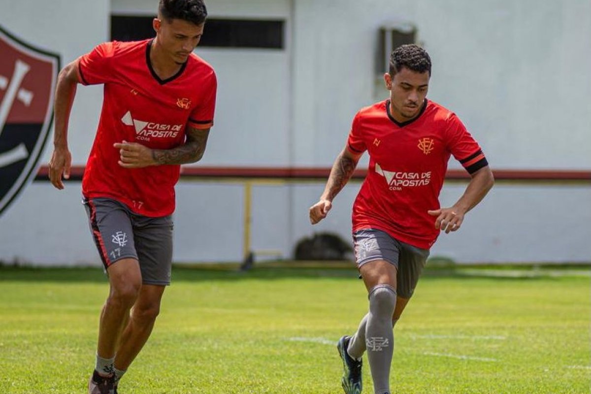 Em busca de triunfo inédito, Vitória recebe o Botafogo no Barradão