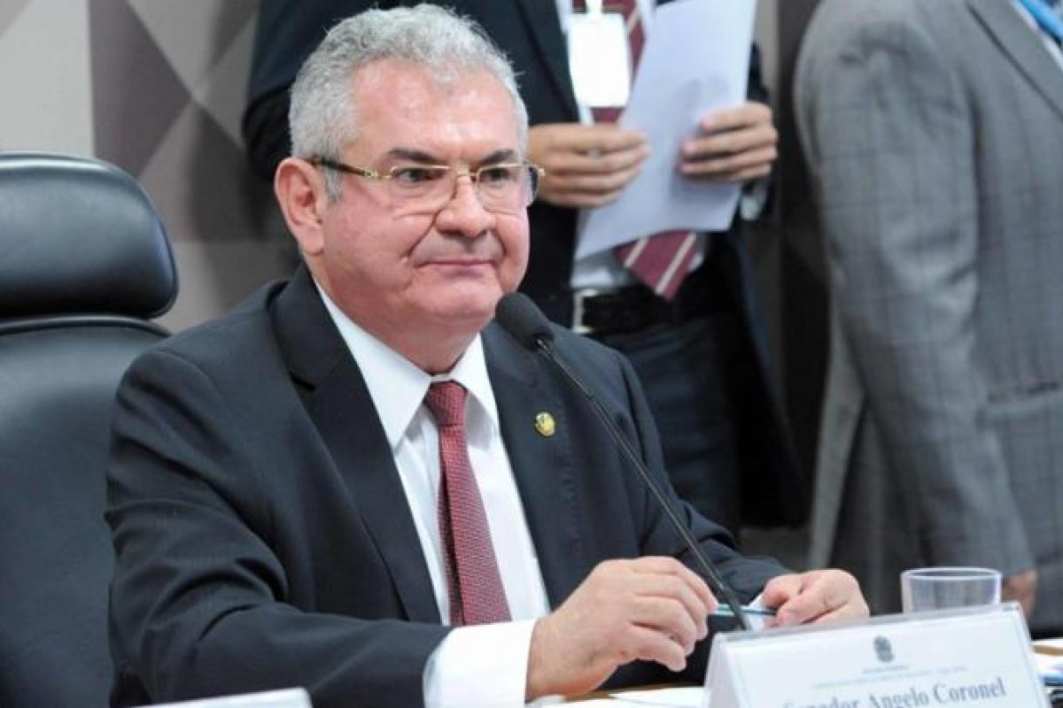 'Espero aumentar a isenção do IR para até R$ 5 mil', diz relator da reforma no Senado