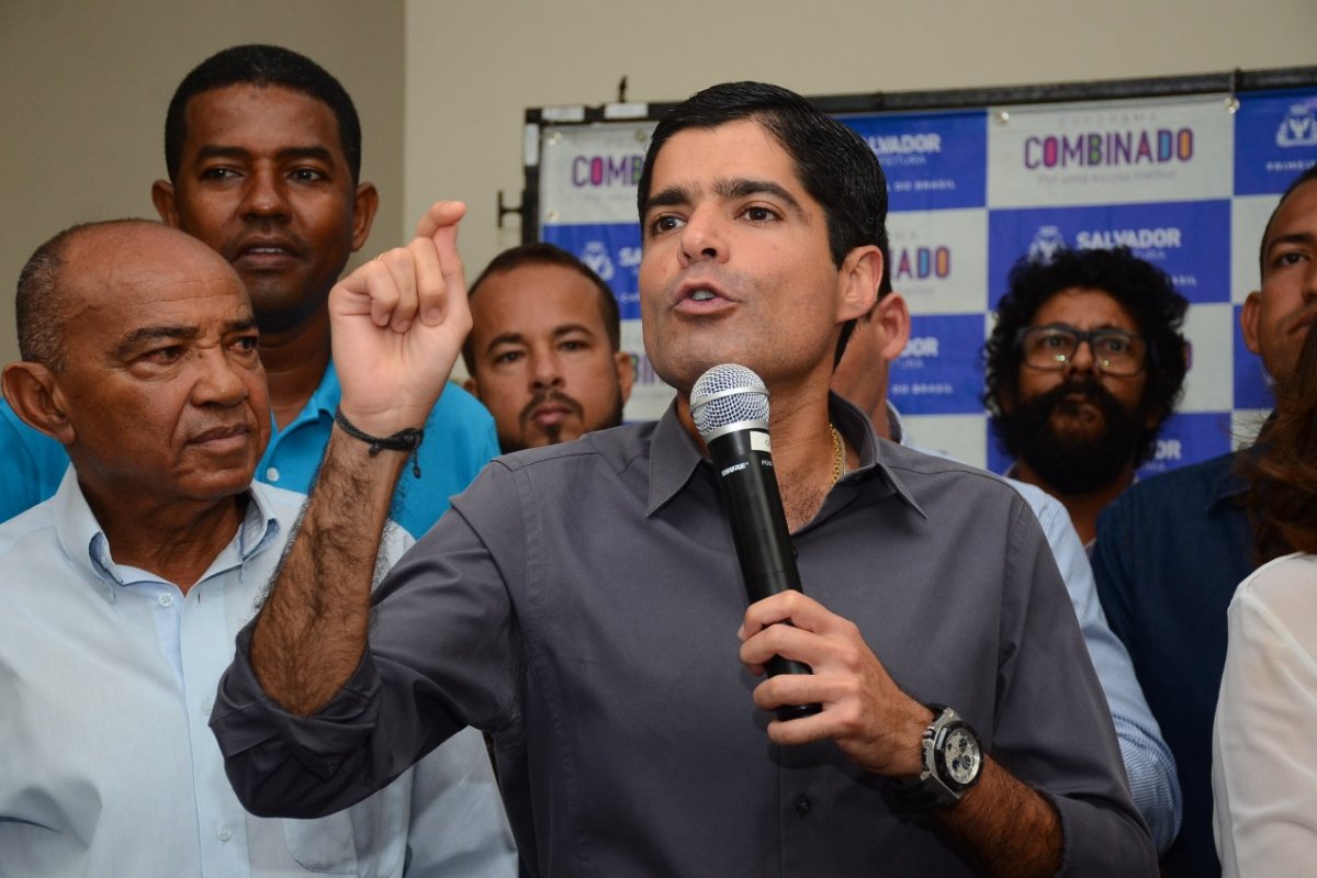 Crise dos ônibus x prefeitura