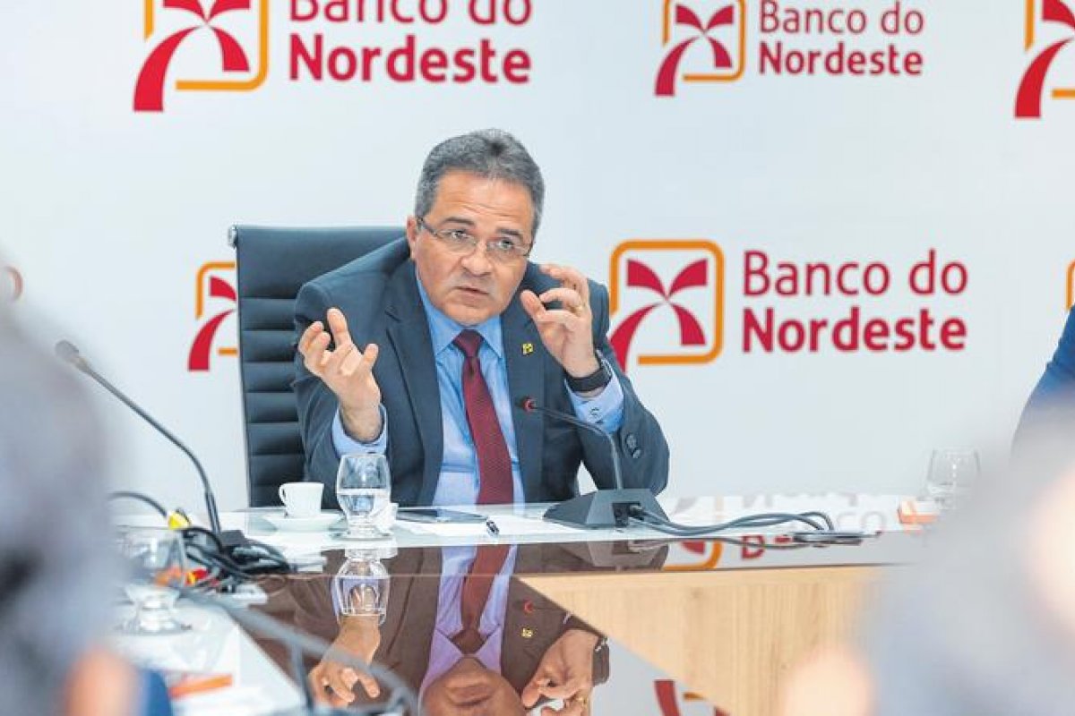 Presidente do Banco do Nordeste, Romildo Rolim, é destituído do cargo