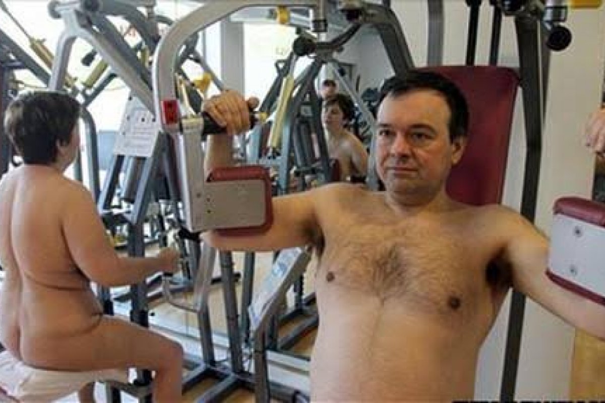 Novos tempos! Com mensalidade de 130 reais, academia onde se pode malhar pelado chega ao Brasil