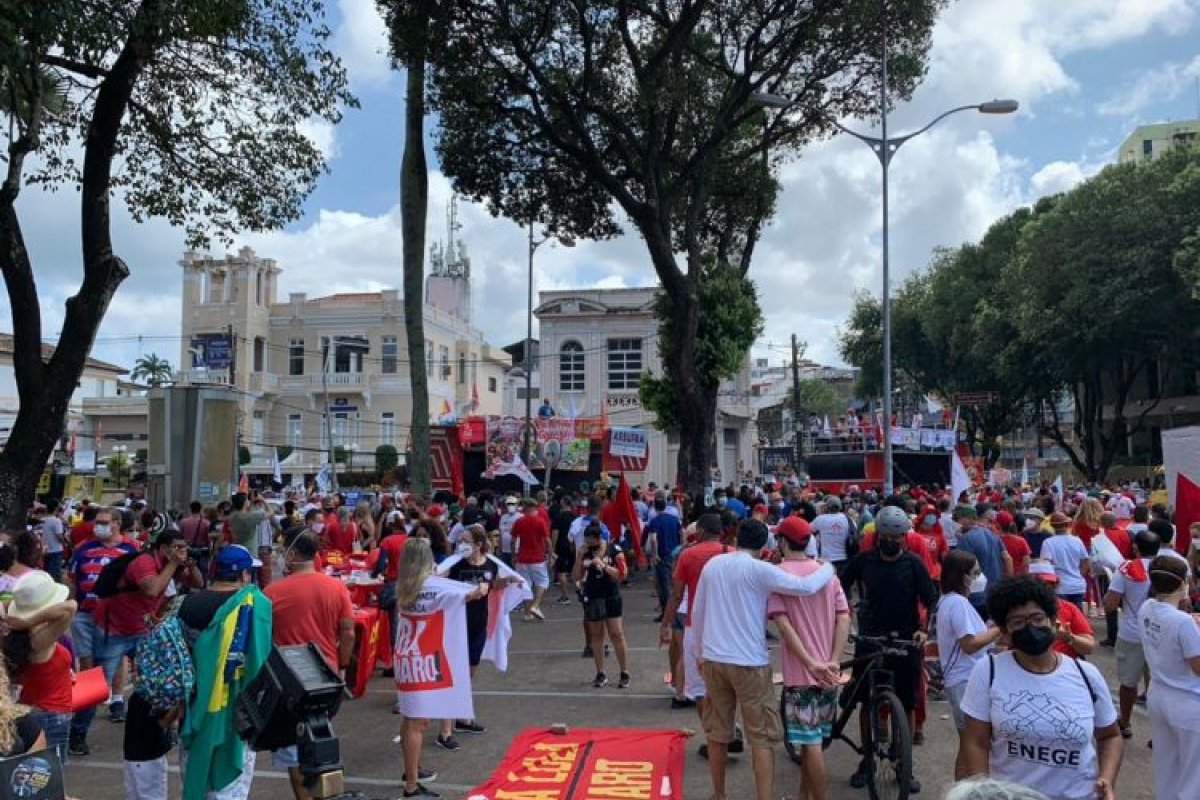 Manifestantes já se organizam para saída de protesto contra Bolsonaro