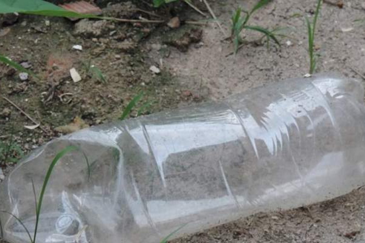 Homem vai parar em hospital após colocar parte íntima dentro de garrafa pet, em Ipiaú, na Bahia