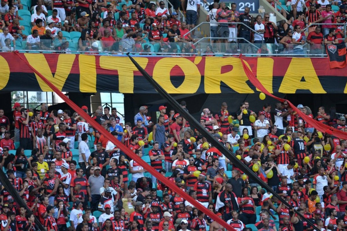 Com baixo público, Vitória acumula prejuízo em duelo contra Atlético-GO