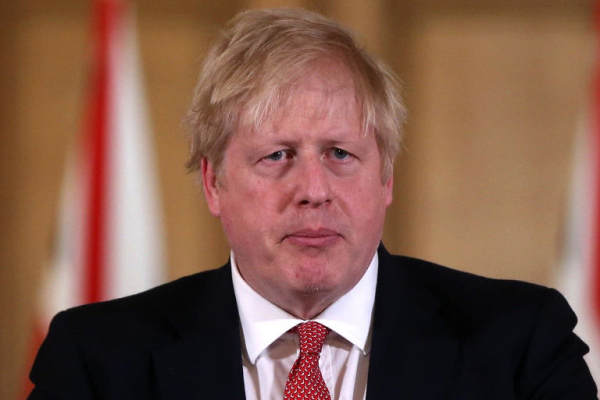 Reino Unido pode tirar viajantes do Brasil de quarentena obrigatória