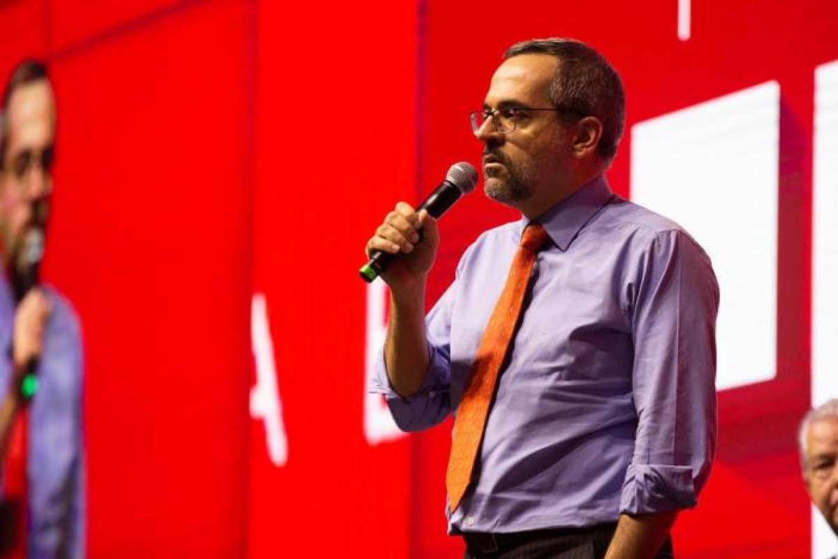 Weintraub defende que universidades privadas se autorregulem