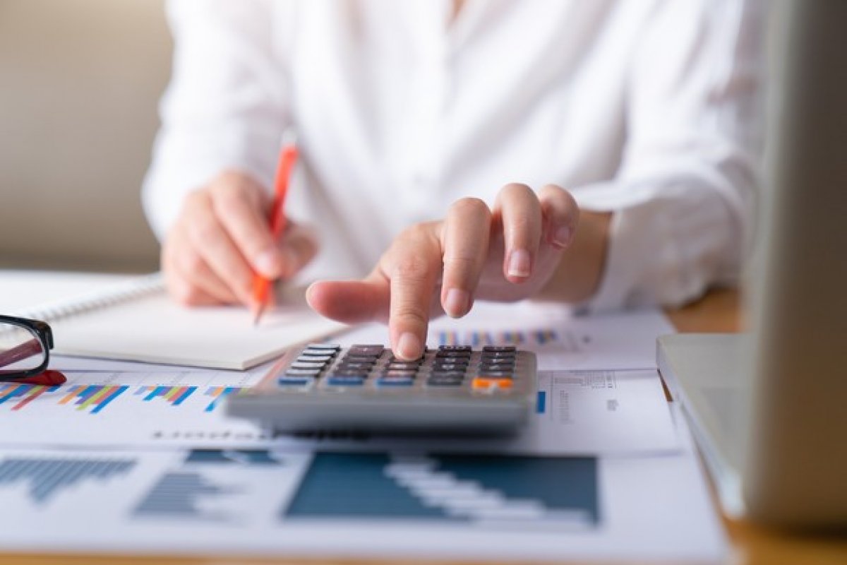 CNC aponta que número de inadimplência cai, mas dívidas crescem em setembro