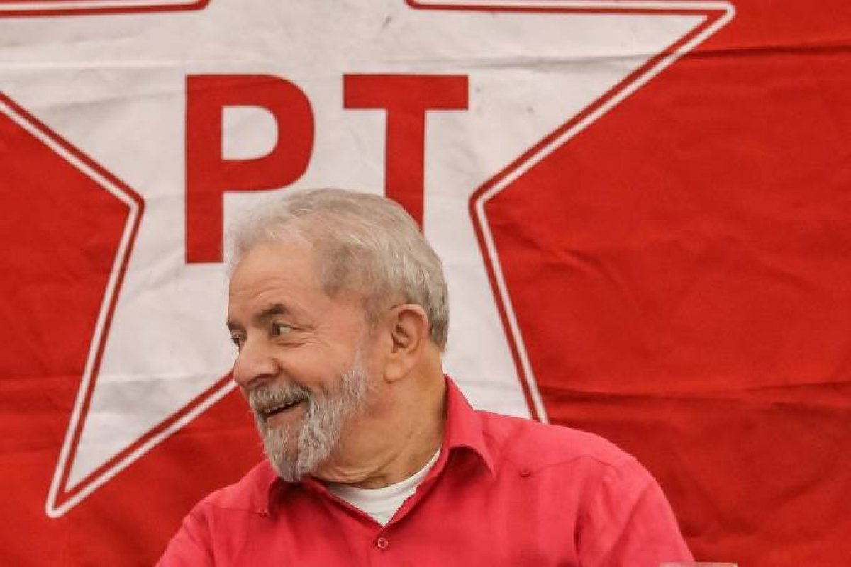 Lula se programa para roteiro na Europa e Argentina para tratar de meio ambiente