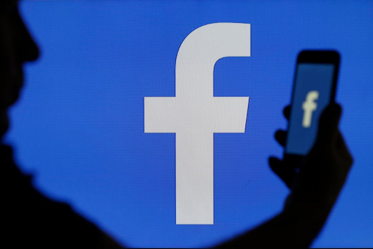 Facebook envia equipe à Califórnia para reiniciar servidores manualmente