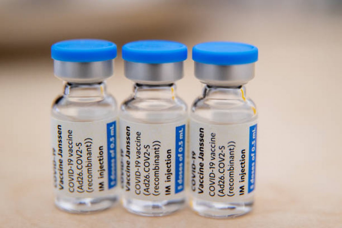 J&J solicita autorização para aplicar dose de reforço de vacina contra Covid-19 nos EUA