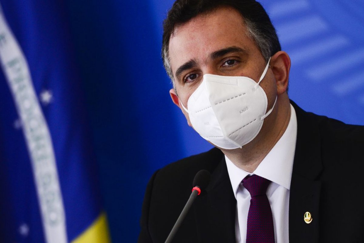 'Não me parece razoável', diz Pacheco sobre reajuste do Bolsa Família a partir do IR