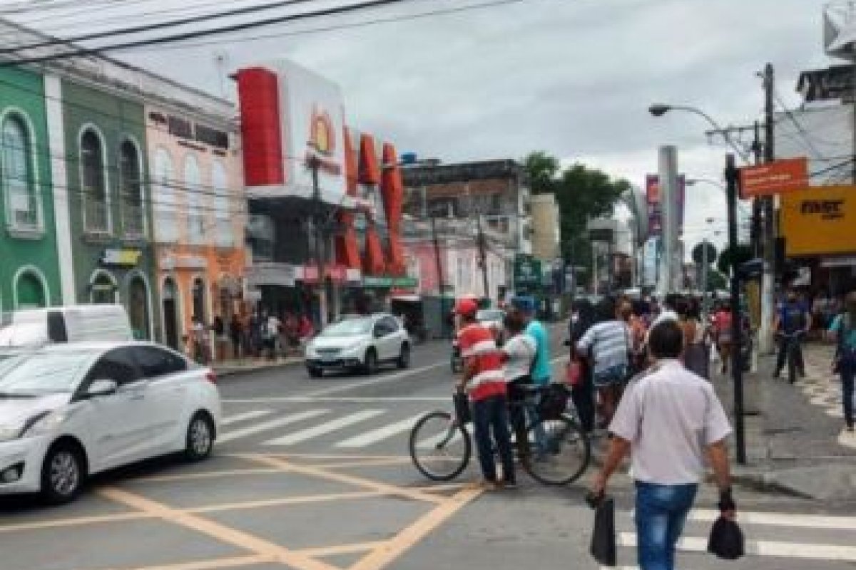 Comerciantes de Feira de Santana criticam mudança de feriado para véspera do Dia das Crianças