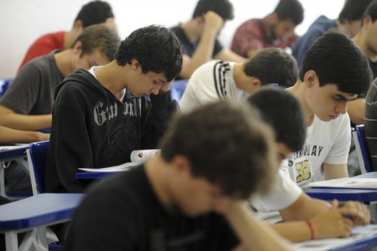 Cerca de 1 milhão de estudantes participam da segunda fase da Olimpíada de Matemática neste sábado