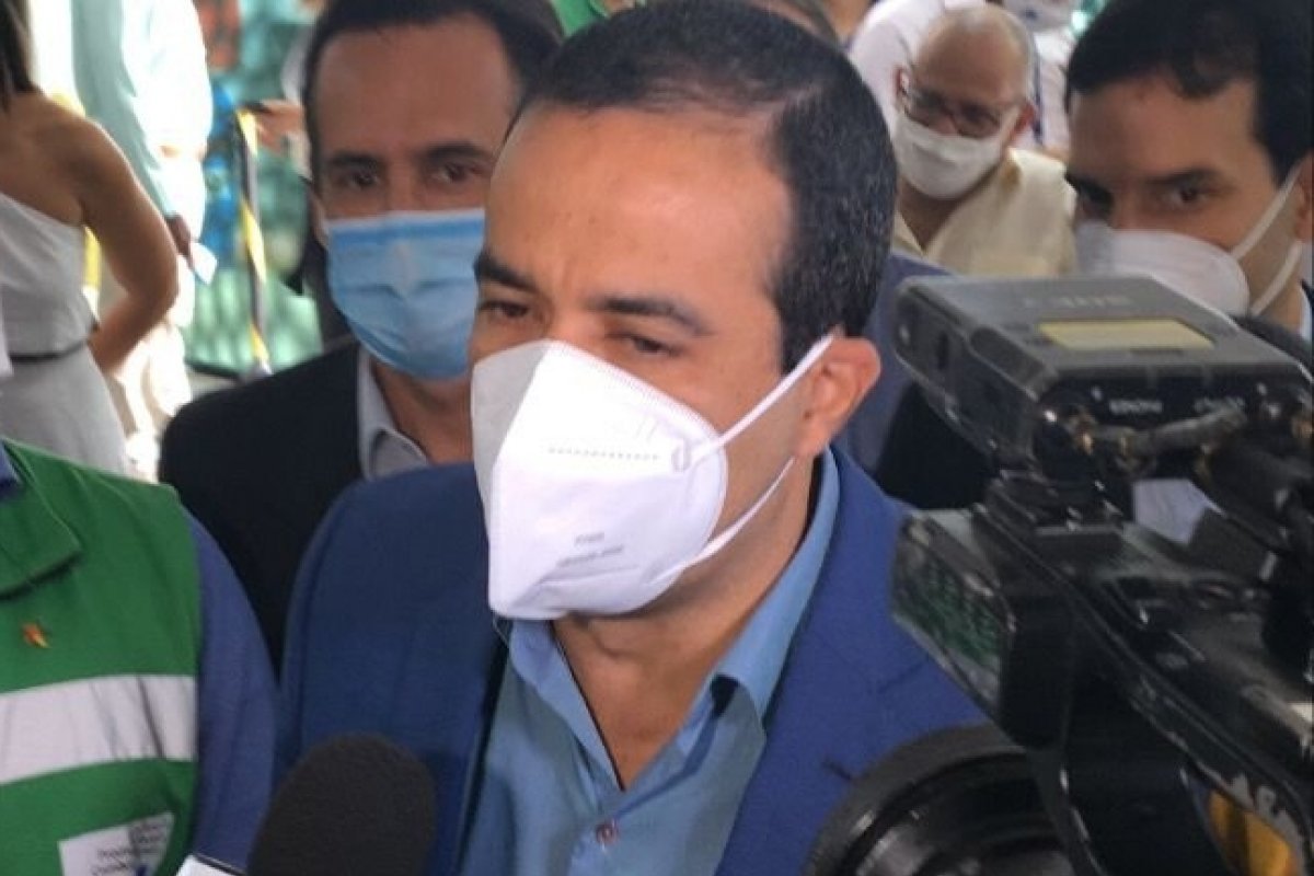 Bruno Reis quer o retorno do público aos estádios, mas diz que aval será de Rui Costa