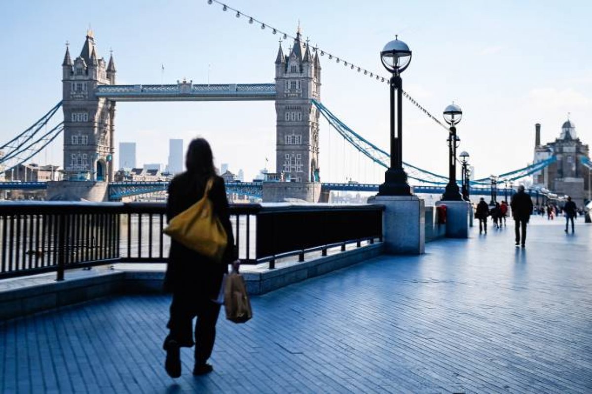 Reino Unido libera entrada de turistas brasileiros vacinados