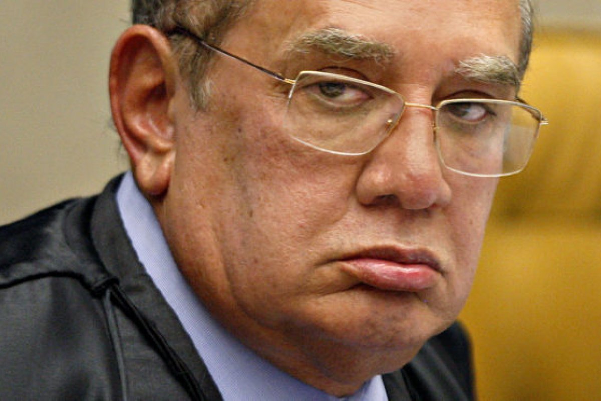 Gilmar Mendes recomenda que Janot ''procure ajuda psiquiátrica''