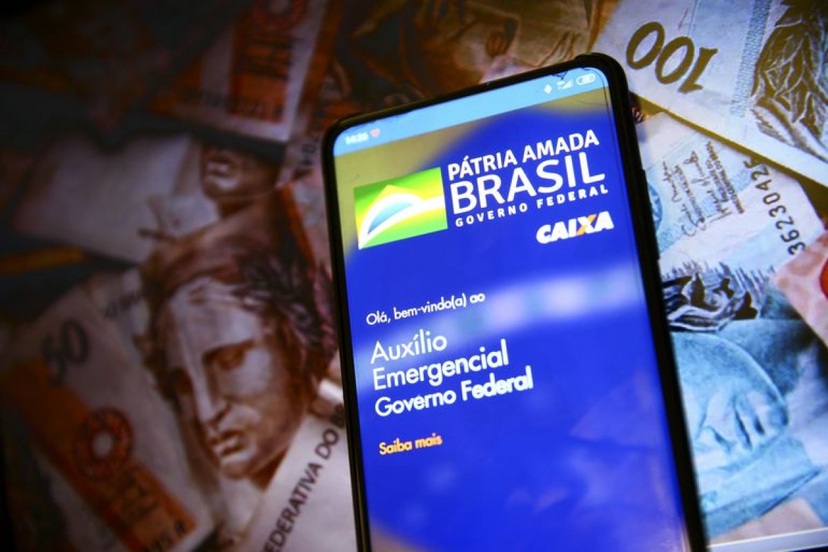 Despesa com o auxílio emergencial chega à R$ 52,4 bi com a penúltima parcela