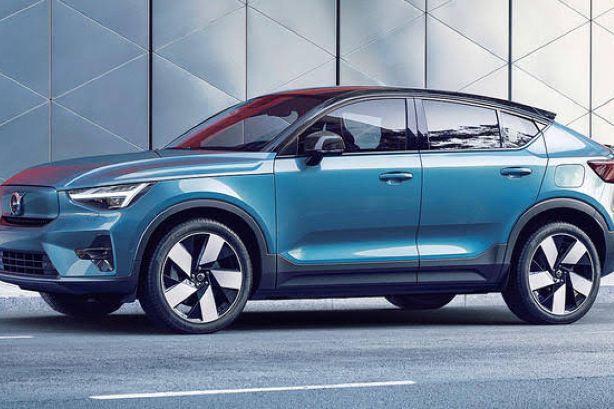 Volvo C40 elétrico começa a ser produzido na Bélgica