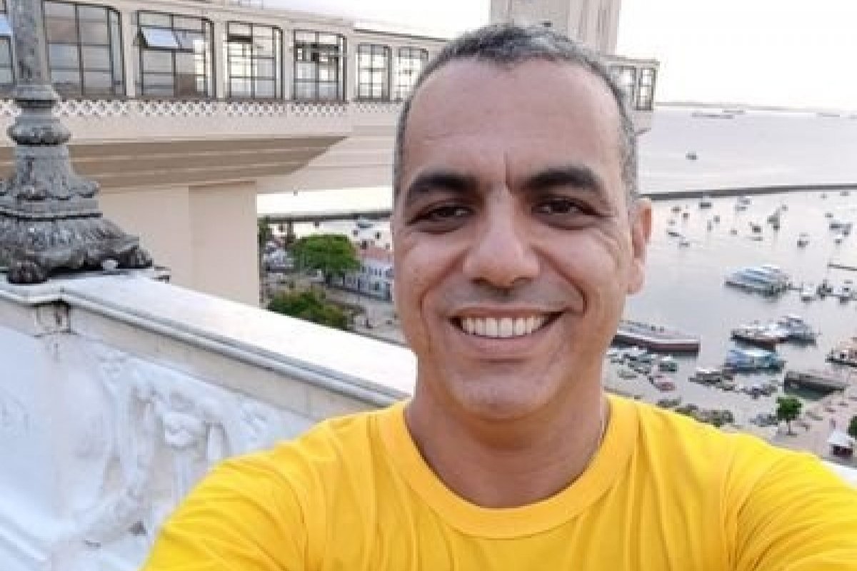 Cezar Leite pode deixar PRTB e se filiar ao PSC