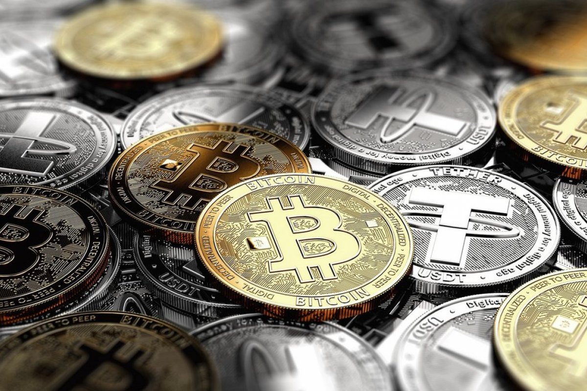 Bitcoin é negociado acima de US$ 57 mil pela 2ª vez neste ano