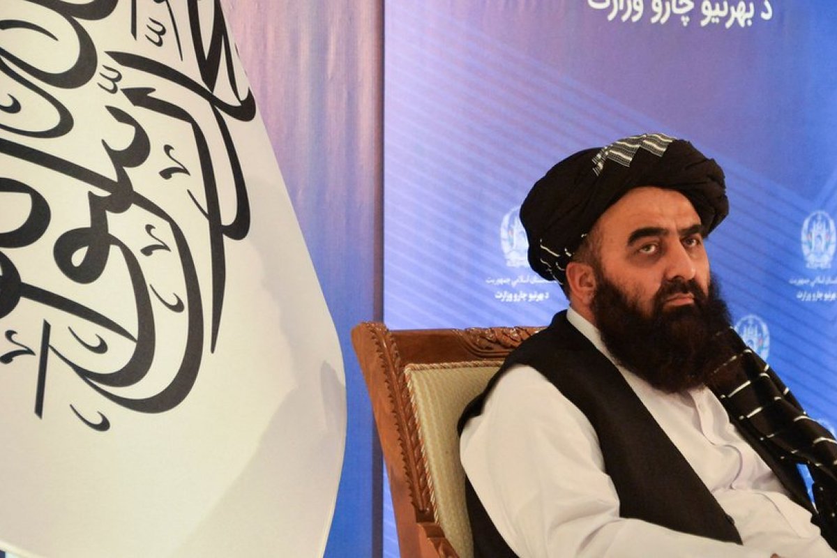 Chanceler do Afeganistão diz que ainda não há estimativa da volta às aulas para meninas no país