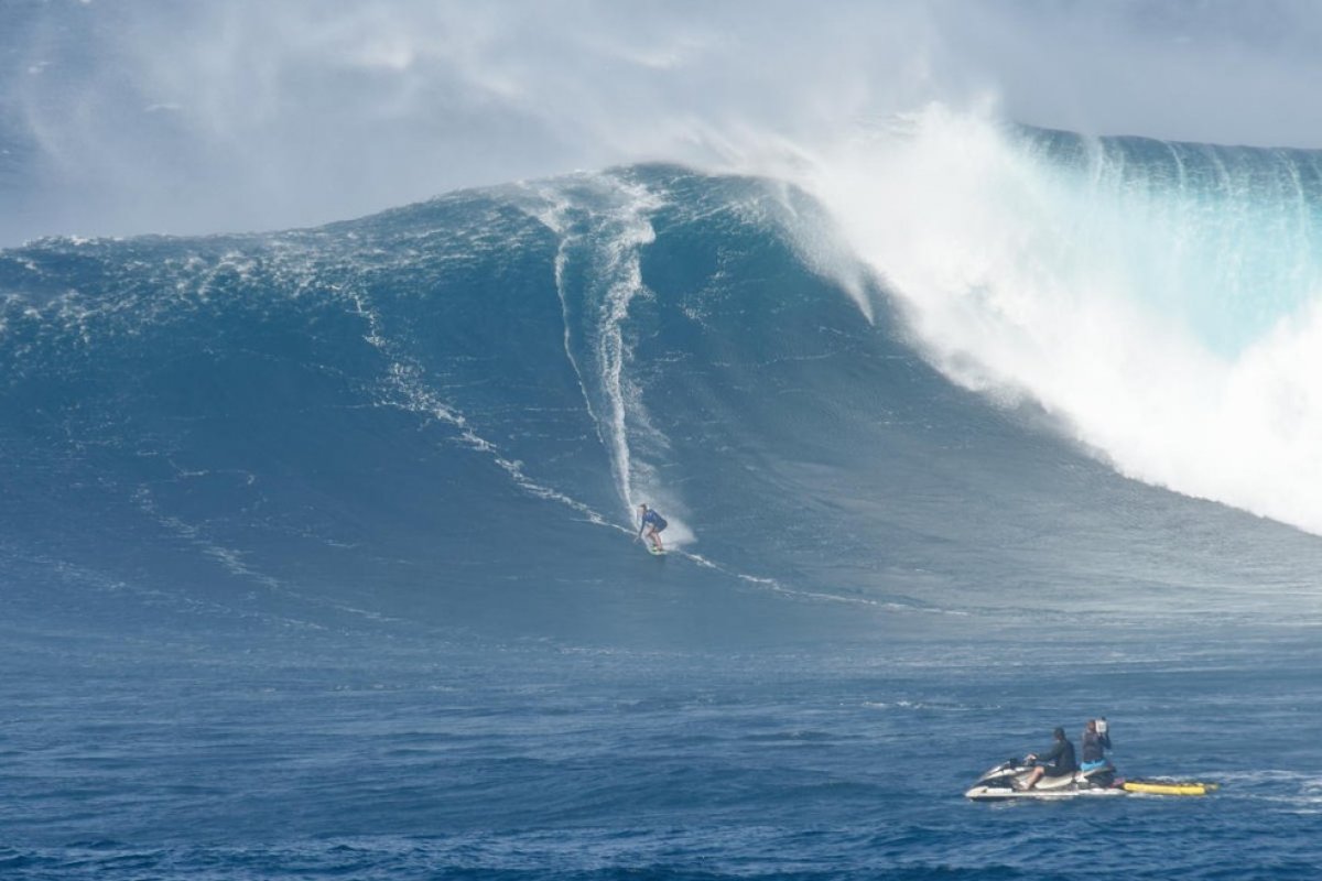 Cinco brasileiros concorrem ao 'Oscar' das ondas grandes no surfe
