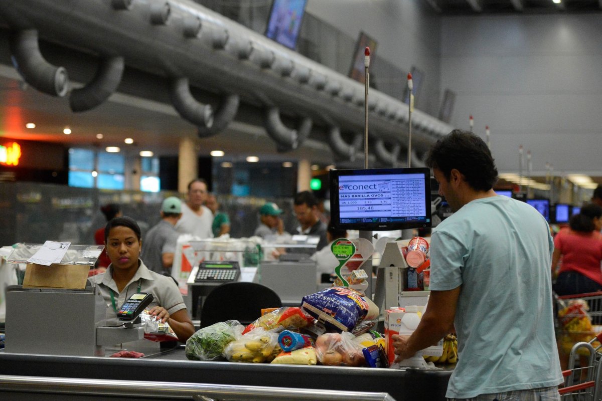 Confira as oportunidades de emprego ofertadas em Salvador, nesta segunda (30)