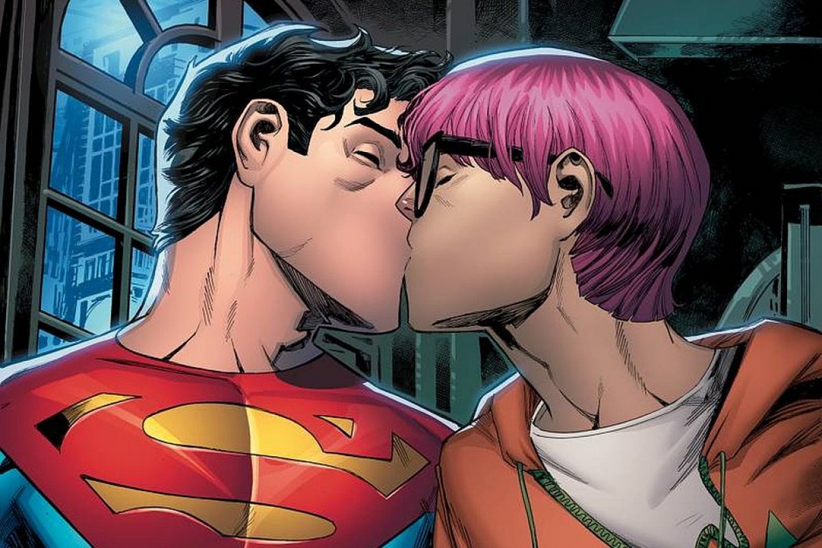 'Forças das trevas têm se levantado com muita força', diz deputado baiano em crítica a nova HQ do Superman