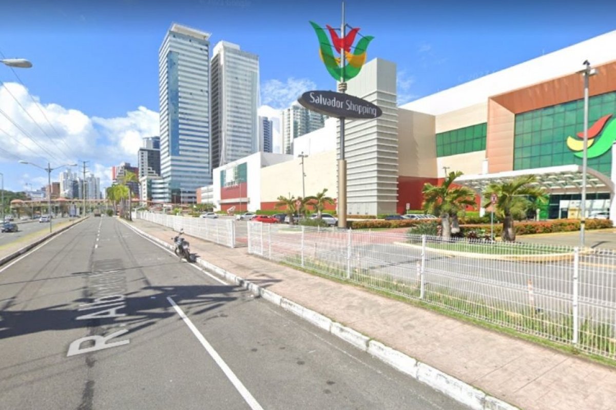 Tiroteio nas proximidades de shopping em Salvador deixa homens baleados 
