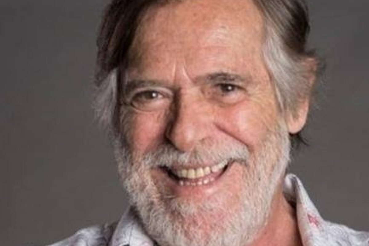 Sem contrato com a TV Globo, José de Abreu desiste de atuar para entrar na política