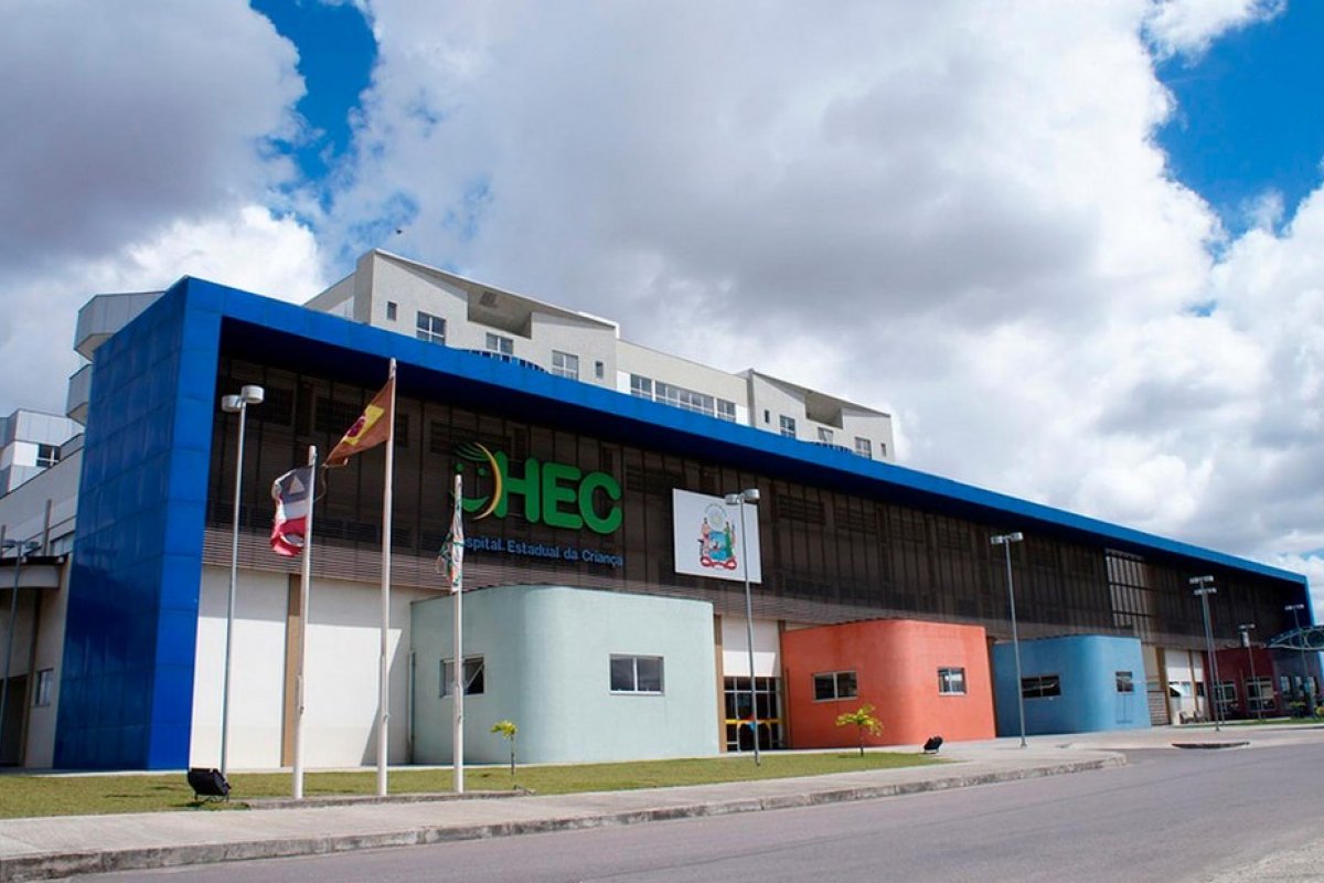 Bebê morre após se afogar em piscina de plástico no interior da Bahia