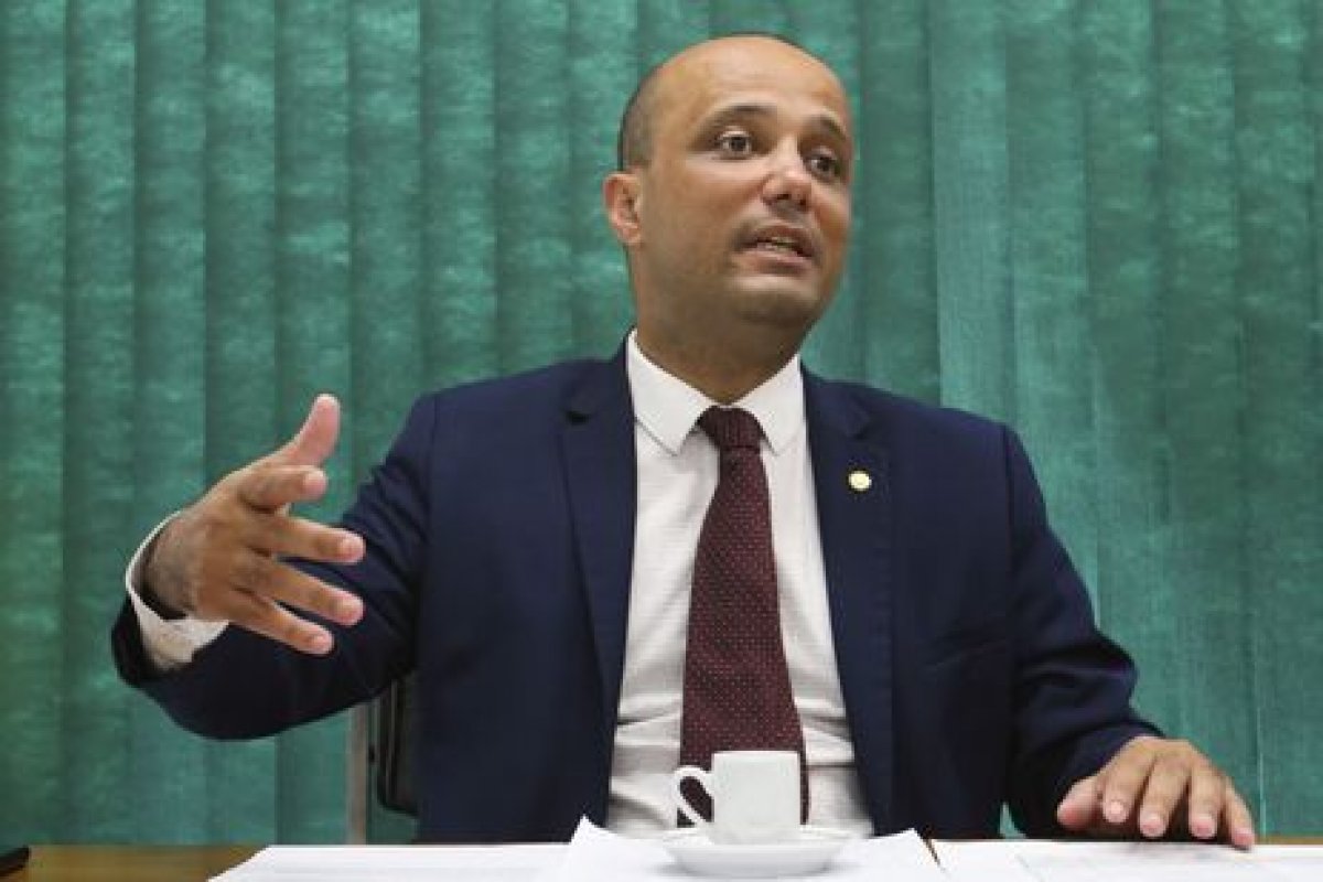 Líder do governo diz que é "grande vitória" moção do DEM em apoio à reforma da Previdência