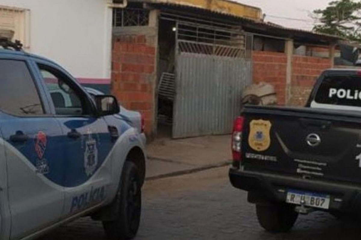 Mulher é presa enquanto preparava fuga para o Rio de Janeiro após cometer homicídio