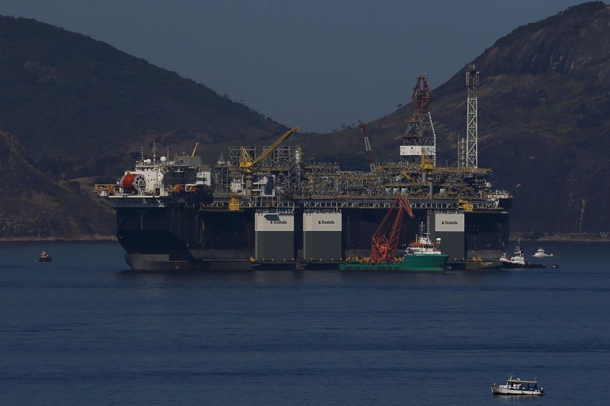 Brasil bate recorde de arrecadação de royalties do petróleo e pode ter aumento de mais de R$ 37 bilhões neste ano