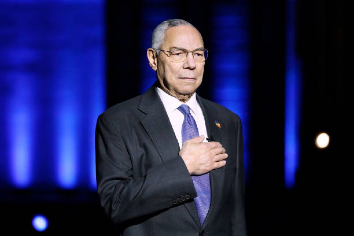 Ex-secretário americano, General Colin Powell morre aos 84 anos vítima da Covid-19