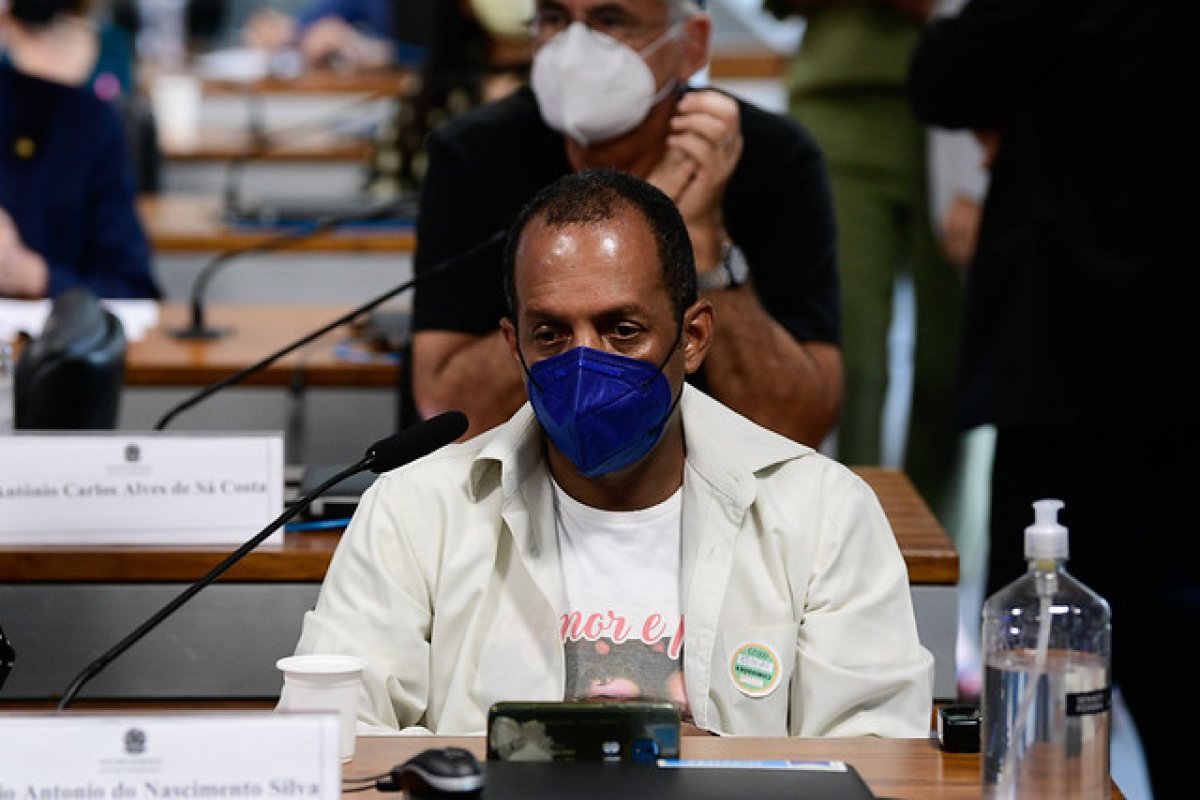 'Não é mimimi', diz à CPI da Pandemia um pai que perdeu filho para a Covid-19
