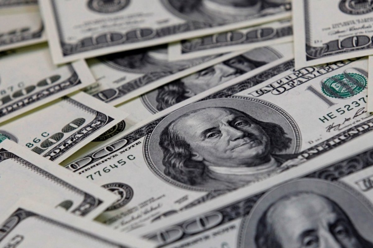 BC vende lote de US$ 500 milhões em dólares à vista