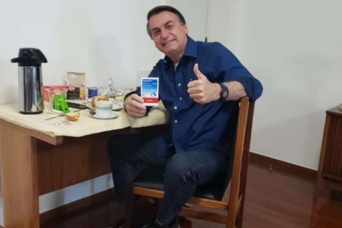 Advogada baiana pede indenização de R$ 571 mil a Bolsonaro por divulgação de tratamento precoce
